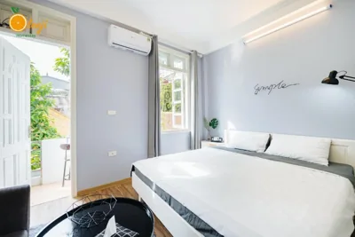 バルコニー付きキングルーム — Olenji Homestay